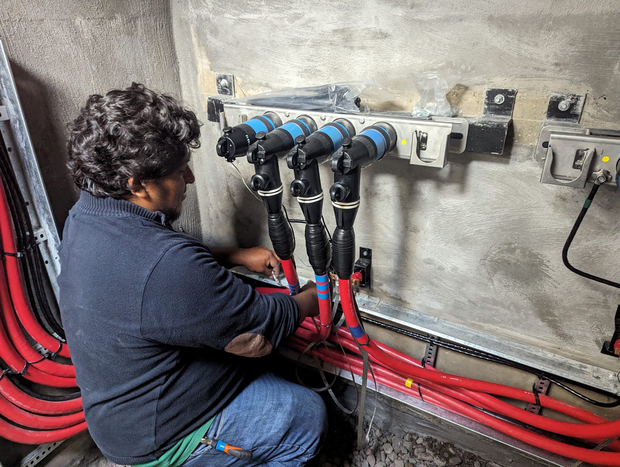 PXL_20240517_222201449.MP